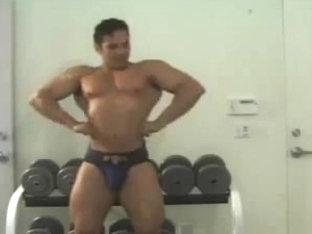 Muscled fucks boy